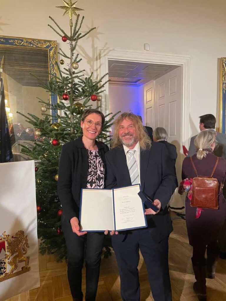 20251202 Hubeny Schuster Europamedaille NPV