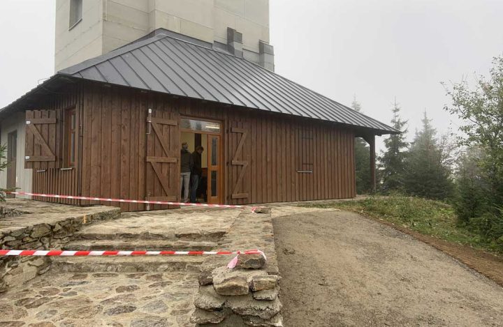 Nový vchod do infocentra a následně do věže